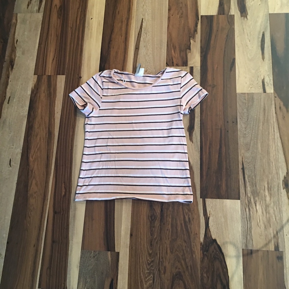Pink T-shirt With Thin Black and White Stripes